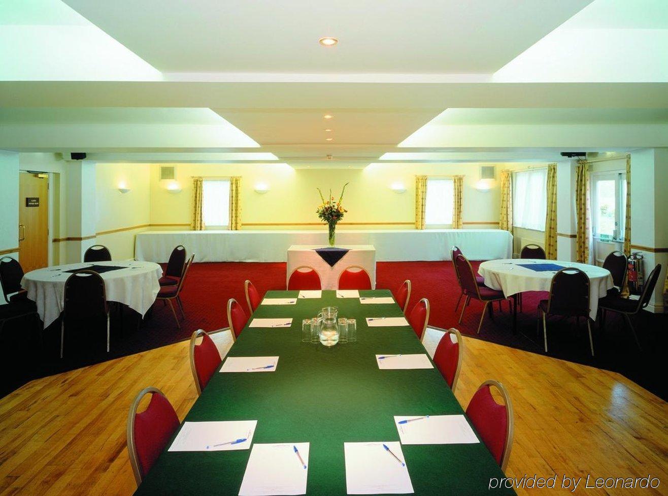 Whoop Hall Hotel And Leisure Killington Lake Facilities photo